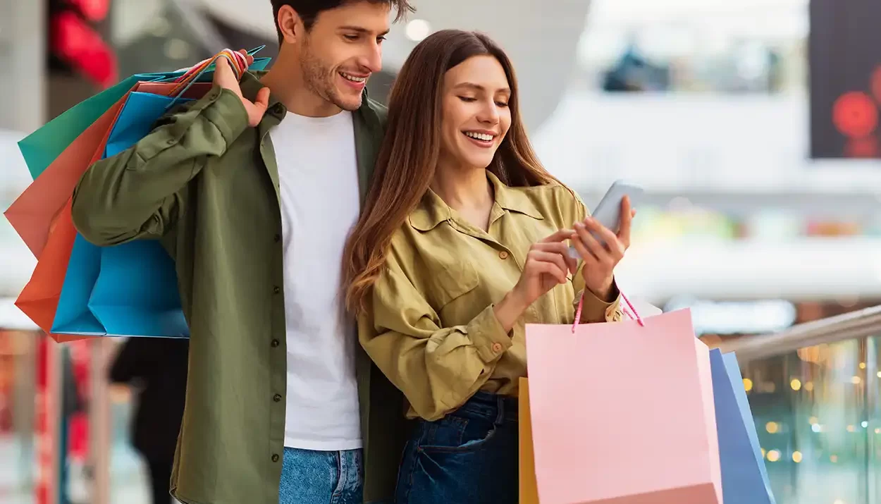 Hybrid Shopping Experience